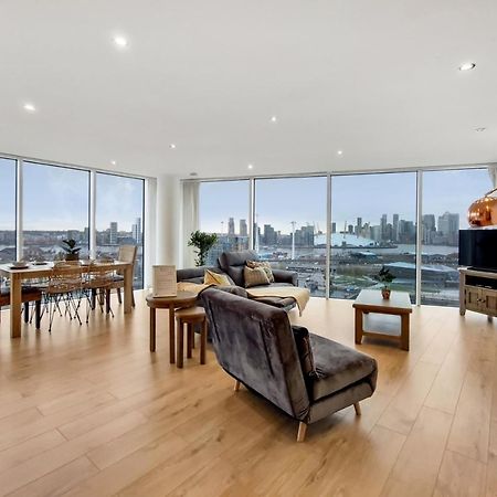 Deluxe Two Bed Apartment With River & City View London Ngoại thất bức ảnh