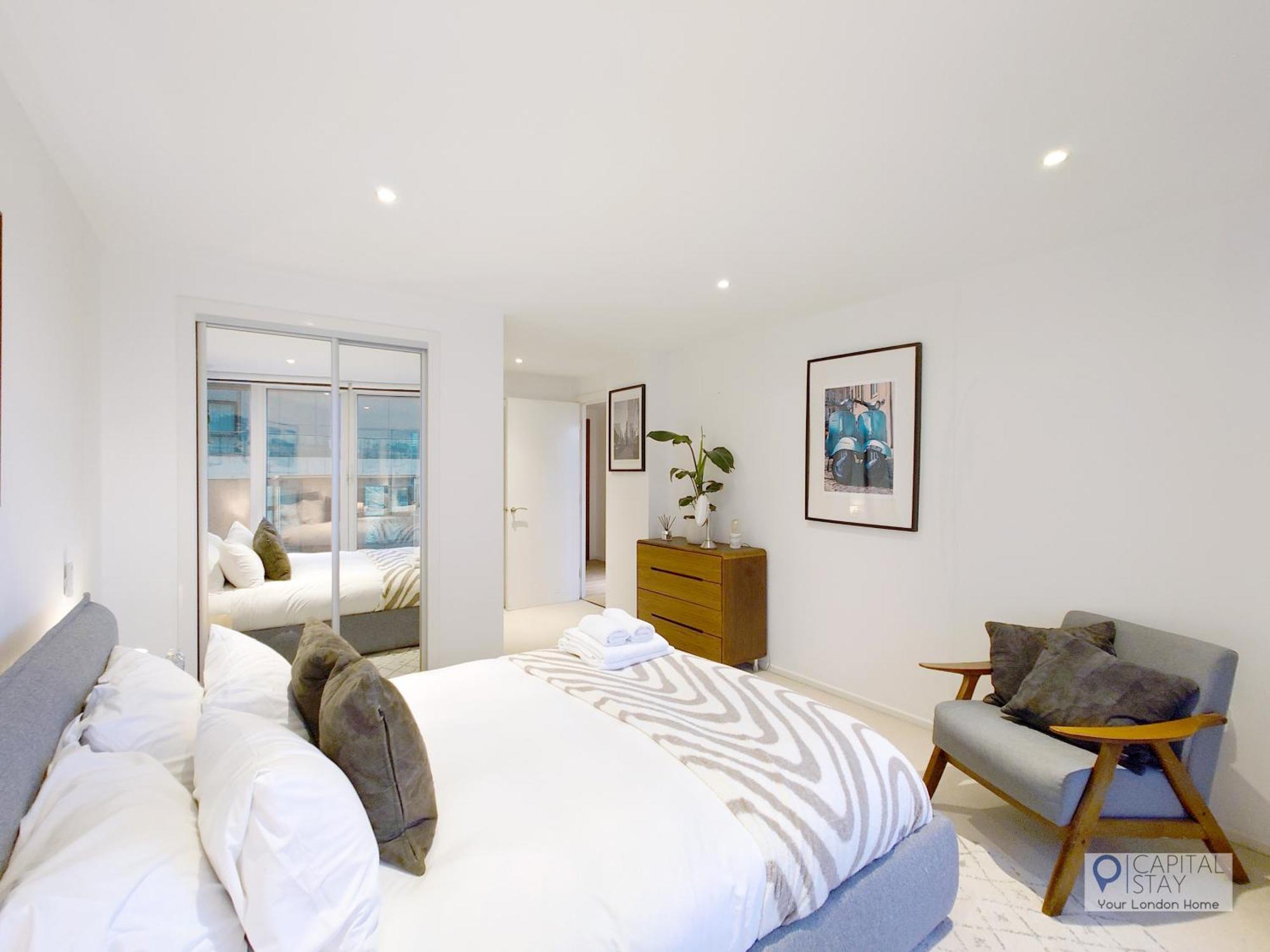 Deluxe Two Bed Apartment With River & City View London Ngoại thất bức ảnh