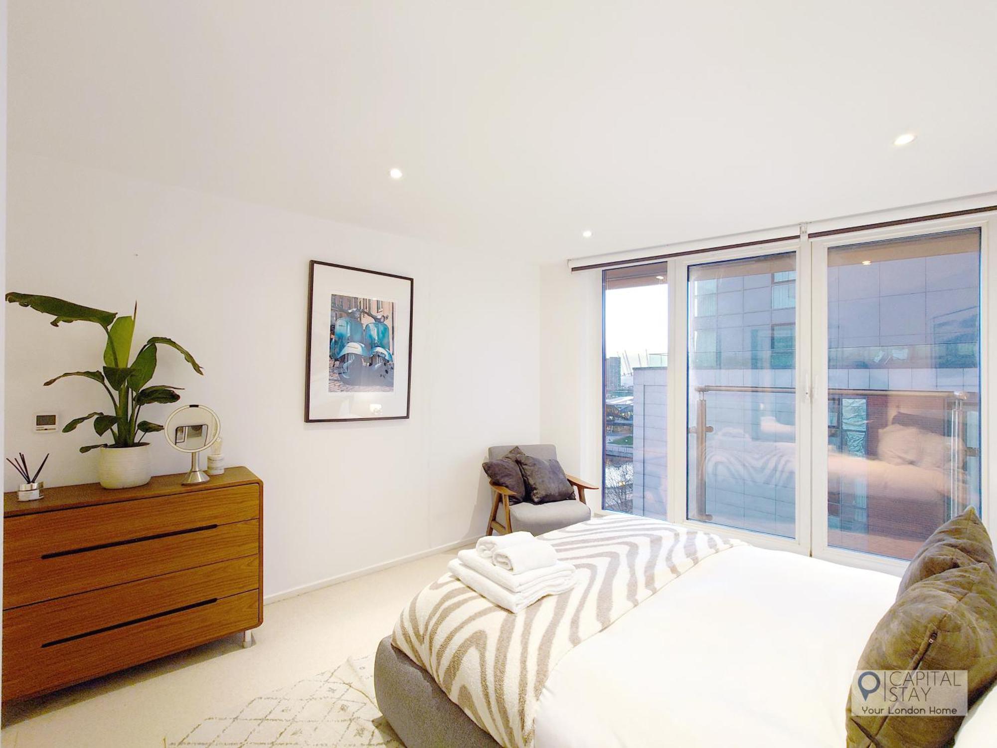 Deluxe Two Bed Apartment With River & City View London Ngoại thất bức ảnh