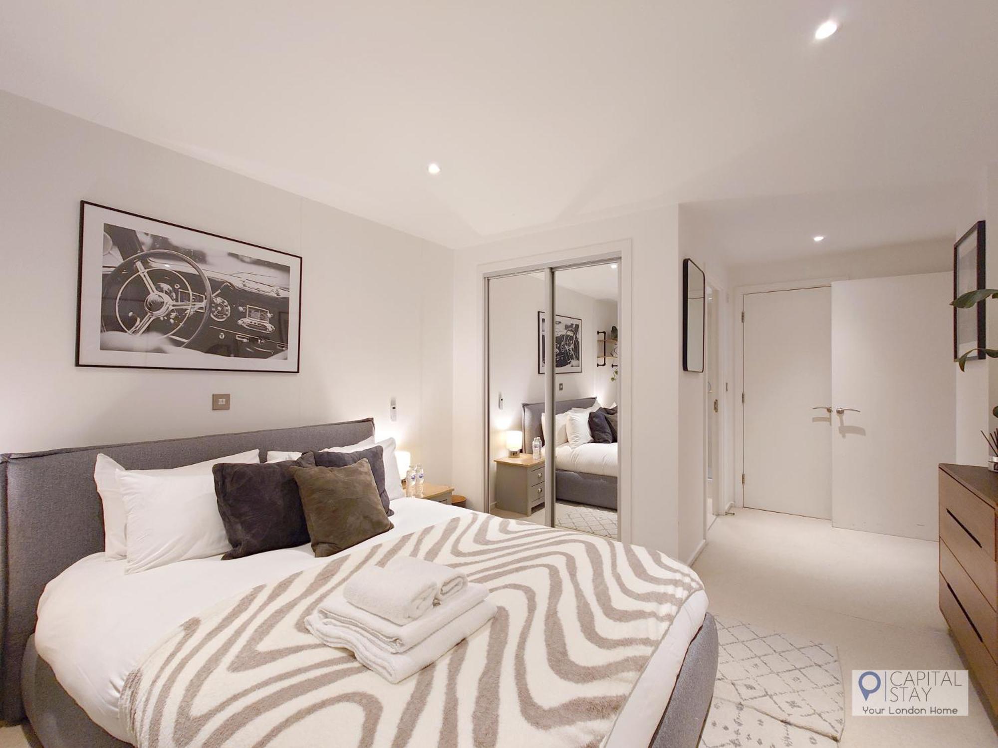 Deluxe Two Bed Apartment With River & City View London Ngoại thất bức ảnh