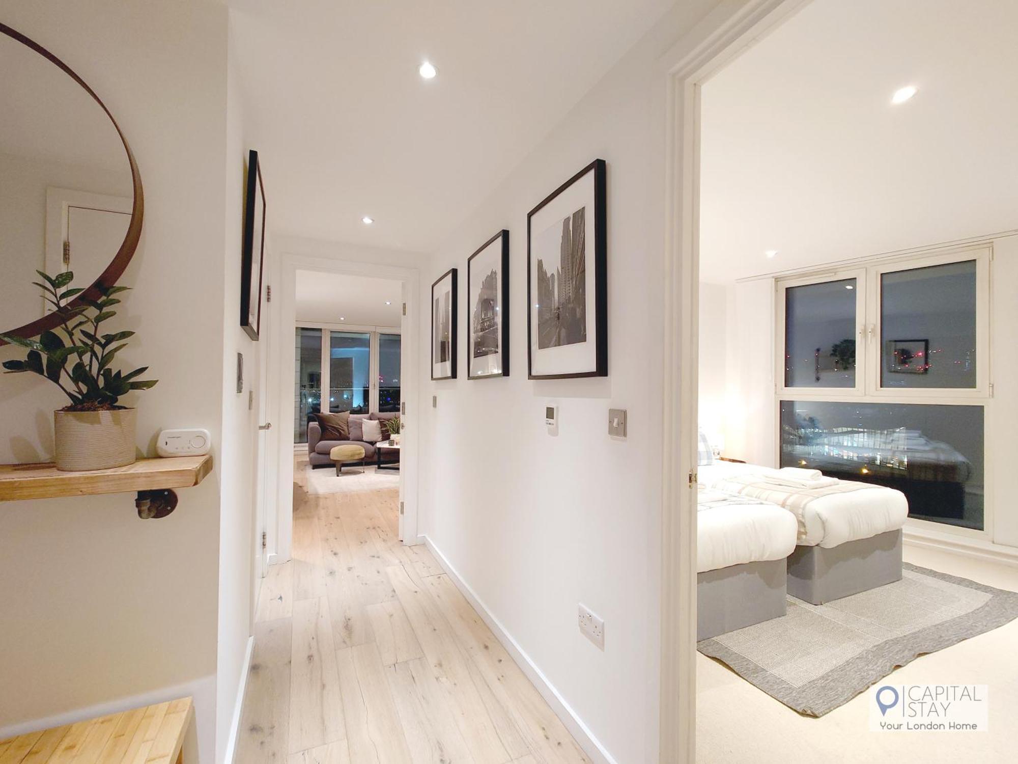 Deluxe Two Bed Apartment With River & City View London Ngoại thất bức ảnh