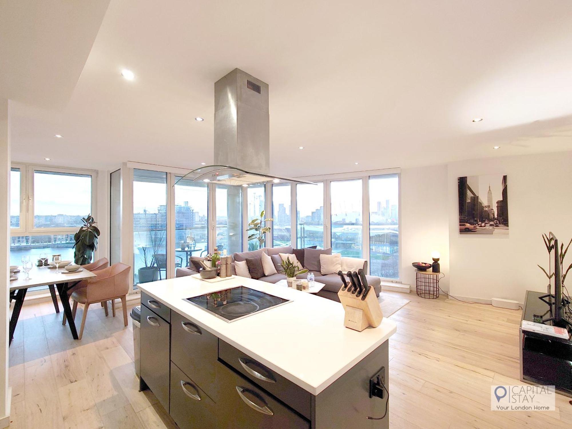Deluxe Two Bed Apartment With River & City View London Ngoại thất bức ảnh