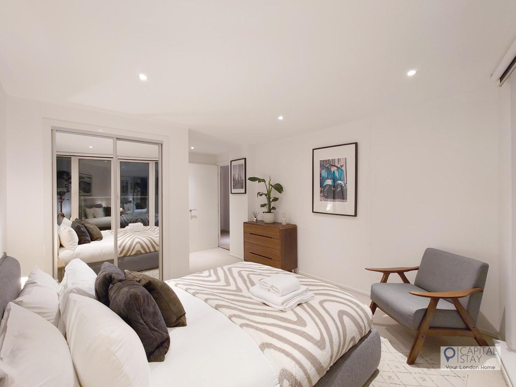 Deluxe Two Bed Apartment With River & City View London Ngoại thất bức ảnh